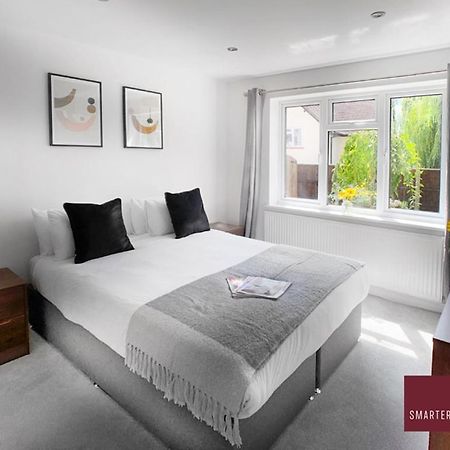 Sunninghill Village - 2 Bed - Parking And Garden Ascot  Esterno foto